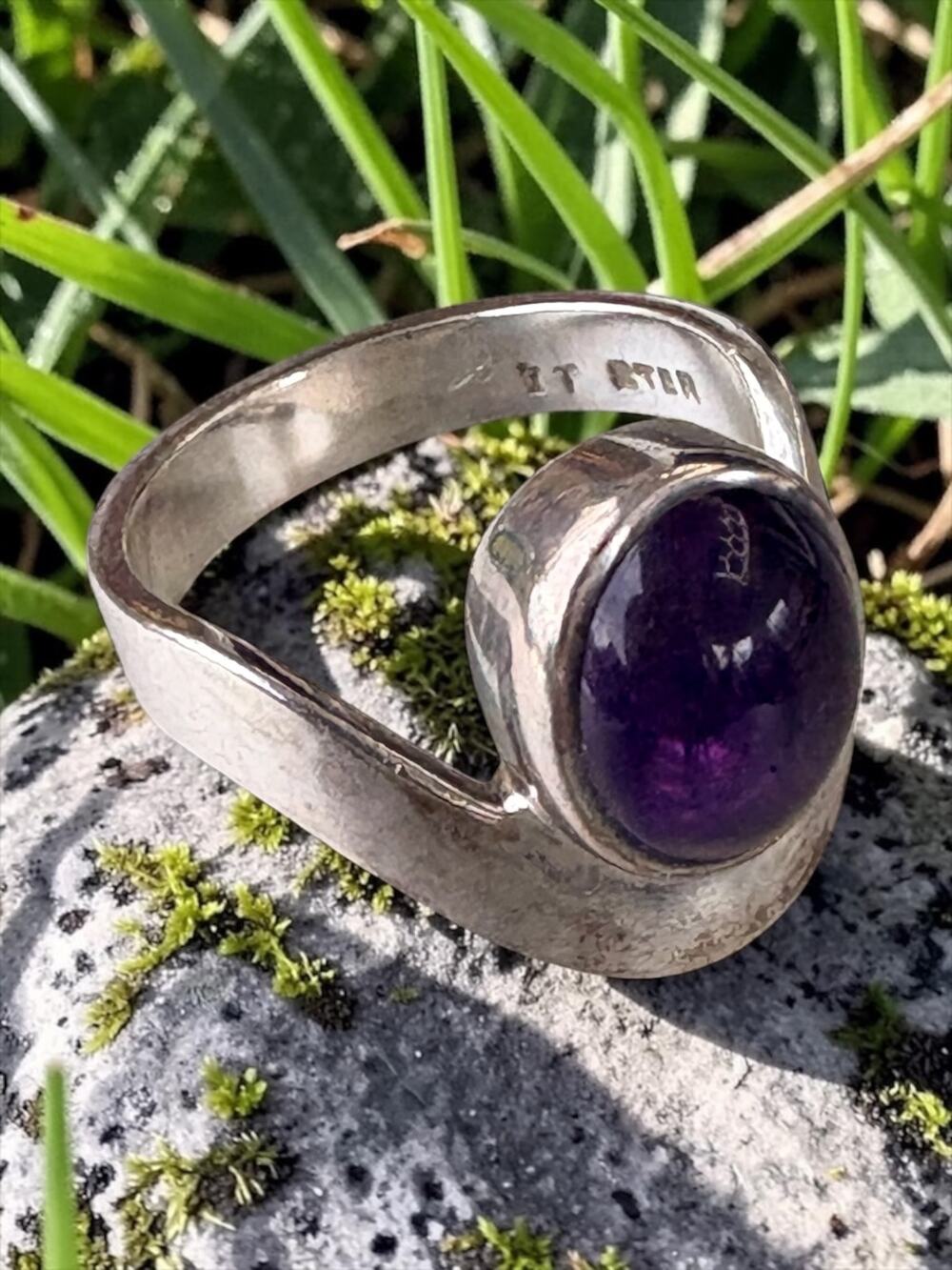Vintage Sterling Silver Amethyst Sculptural Open Wrap Statement Ring Domed Caboc